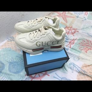 Gucci sneaker women size 8